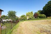 Prodej pozemku 1465 m2, Plesná, cena 4700 CZK / m2, nabízí