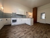 Exkluzivně nabízíme pronájem bytu 2+kk (47,72m2) , ul. Jiřího z Poděbrad, Mělník, cena 12400 CZK / objekt / měsíc, nabízí 