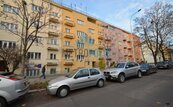 Stylový byt 1+1 (45 m2) s chytrou domácností a parkem za rohem, cena 23000 CZK / objekt / měsíc, nabízí