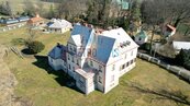 Pronájem výjimečného bytu 4+kk v historické budově, Líšno 34, cena 18000 CZK / objekt / měsíc, nabízí