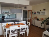 Pronájem bytu 3+kk/79 m2/2xbalkón/sklep, Roztoky, ul. Najdrova, cena 22000 CZK / objekt / měsíc, nabízí 