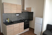 Pronájem vybaveného bytu 1+1 s balkónem v 8.NP panelového domu s výtahem na ul. Březinova, Jihlava., cena 12500 CZK / objekt / měsíc, nabízí