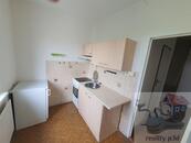Pronájem bytu 1+1 Česká Lípa, centrum města. Dlouhodobý pronájem, cena 8000 CZK / objekt / měsíc, nabízí
