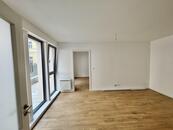 Pronájem moderního 2+kk bytu, Praha 2, Vinohrady, 48 m2 + dvorek, cena 29800 CZK / objekt / měsíc, nabízí 