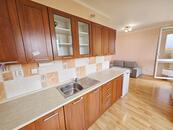 Pronájem krásného 2+kk, 50m2, balkón, Praha - východ, cena 14900 CZK / objekt / měsíc, nabízí 