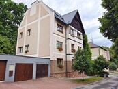 Mezonetový byt 6+1 v klidné části Trutnova s vlastní zahradou, cena 11900000 CZK / objekt, nabízí