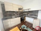 Prodej bytu 1+1 s nebytovým prostorem ve Staré Roli, K. Vary, cena 2085000 CZK / objekt, nabízí