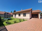 RD 3+kk/ garáž, 124 m2, terasa 20 m2 vč. pergoly, vše na pozemku 767 m2, cena 11270000 CZK / objekt, nabízí