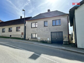 Prodej rodinného domu, Černovice, Mariánské náměstí, cena 1750000 CZK / objekt, nabízí 