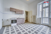 Pronájem bytu 4+1, 125 m2, Plzeň, ul. Americká, cena 12900 CZK / objekt / měsíc, nabízí 