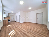 Pronájem bytu 2+kk 68,3 m2 v Plzni, ul. Tovární, cena 15500 CZK / objekt / měsíc, nabízí 