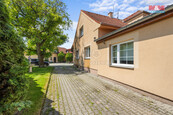 Prodej dvougeneračního rodinného domu, 229 m2, Jirny, cena 15990000 CZK / objekt, nabízí 