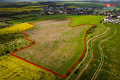 Prodej komerčního pozemku, 36987 m2, Tachlovice u Prahy, cena 10726000 CZK / objekt, nabízí