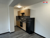 Pronájem bytu 1+kk, 34 m2, Hradec Králové, ul. Orlická, cena 11000 CZK / objekt / měsíc, nabízí 