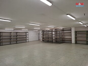 Pronájem obchod a služby, 360 m2, Chomutov, ul. Alfonse Muchy, cena 28000 CZK / objekt / měsíc, nabízí