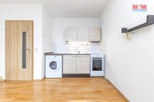 Pronájem bytu 1+kk, 30 m2, Brno, ul. Labská, cena 10000 CZK / objekt / měsíc, nabízí 