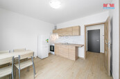 Pronájem bytu 2+kk, 50 m2, Dnešice, cena 18500 CZK / objekt / měsíc, nabízí 