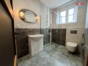 Pronájem bytu 2+1, 74 m2, Karlovy Vary, ul. Rumunská, cena 15000 CZK / objekt / měsíc, nabízí