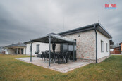 Pronájem rodinného domu 4+kk, 1053 m2 ve Strašově, cena 30000 CZK / objekt / měsíc, nabízí 