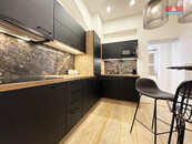 Pronájem bytu 2+1, 51 m2, Karlovy Vary, ul. Tržiště, cena 17500 CZK / objekt / měsíc, nabízí