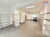 Pronájem obchod a služby, 59 m2, Ostrava, ul. 28. října, cena 12500 CZK / objekt / měsíc, nabízí