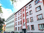 Pronájem bytu 1+1, 60m2 v Ostravě, ul. Jindřichova, cena 9900 CZK / objekt / měsíc, nabízí