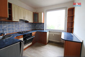 Pronájem bytu 2+1, 62 m2, Orlová, ul. Masarykova třída, cena 11500 CZK / objekt / měsíc, nabízí