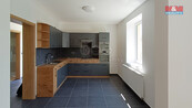 Pronájem rodinného domu, 4+1, 125 m2, pozemek 385 m2, Beroun, cena 35000 CZK / objekt / měsíc, nabízí