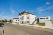 Prodej bytu 4+kk se zahradou, 99 m2, Úhonice, cena 9500000 CZK / objekt, nabízí
