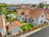 Prodej rodinného domu 6+kk, 180 m2, Čečelice, ul. Hřbitovní, cena 12480000 CZK / objekt, nabízí