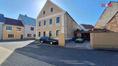 Pronájem komerční prostor s bytem 1+kk, 50 m2, Kravaře, cena 6700 CZK / objekt / měsíc, nabízí