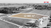 Prodej komerčního pozemku ve Vojkovicích 3.561 m2, cena 6765900 CZK / objekt, nabízí