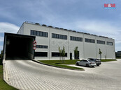 Pronájem skladu, 900 m2, Nupaky, ul. Komerční, cena 100000 CZK / objekt / měsíc, nabízí