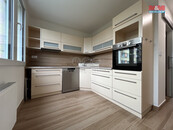 Pronájem bytu 2+1, 60 m2, Louny, ul. 17. listopadu, cena 13000 CZK / objekt / měsíc, nabízí