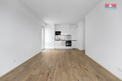 Pronájem bytu 2+kk, 45 m2, Plzeň, ul. Safírová, cena 18000 CZK / objekt / měsíc, nabízí