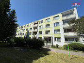 Pronájem bytu 2+1, 60 m2, Děčín, ul. Duchcovská, cena 13000 CZK / objekt / měsíc, nabízí