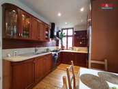 Pronájem bytu 2+1, 63 m2, Bruntál, ul. Vrchlického, cena 12000 CZK / objekt / měsíc, nabízí