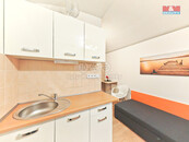 Pronájem bytu 1+kk, 13 m2, Hradec Králové, ul. Pražská třída, cena 9700 CZK / objekt / měsíc, nabízí