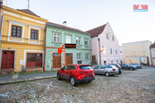 Pronájem bytu 1+kk, 25 m2, Jindřichův Hradec, ul. nám. Míru, cena 6900 CZK / objekt / měsíc, nabízí