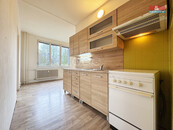 Pronájem bytu 2+1, 62 m2, Karlovy Vary, ul. Krušnohorská, cena 12000 CZK / objekt / měsíc, nabízí