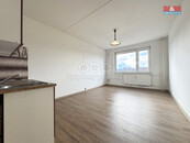Pronájem bytu 1+kk, 25 m2, Karlovy Vary, ul. U Koupaliště, cena 8500 CZK / objekt / měsíc, nabízí