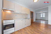 Prodej bytu 1+kk, 41 m2, Ostrov, ul. Hroznětínská, cena 2199800 CZK / objekt, nabízí