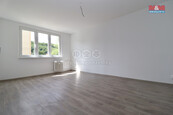 Prodej bytu 2+1, 55 m2, Karlovy Vary, ul. Brigádníků, cena 3420000 CZK / objekt, nabízí
