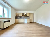 Pronájem bytu 1+kk, 25 m2, Louny, ul. Palackého, cena 6500 CZK / objekt / měsíc, nabízí