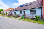 Pronájem rodinného domu 4+1 v Březí, cena 16000 CZK / objekt / měsíc, nabízí
