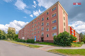 Prodej bytu 2+1, Karviná, ul. tř. Těreškovové, cena 1990000 CZK / objekt, nabízí