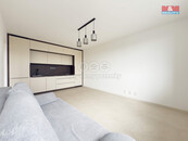 Prodej bytu 2+kk, 35 m2, Ostrava, ul. Varenská, cena 3200000 CZK / objekt, nabízí