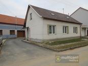 Prodej rodinného domu 3+1 v Mouřínově, cena 3900000 CZK / objekt, nabízí