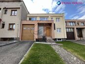 Prodej rodinného domu 280 m2, pozemek 365 m2, cena 15000000 CZK / objekt, nabízí 