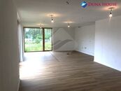 Prodej bytové jednotky 5+kk, 172 m2, v dvojdomu, Unhošť., cena 16540000 CZK / objekt, nabízí 